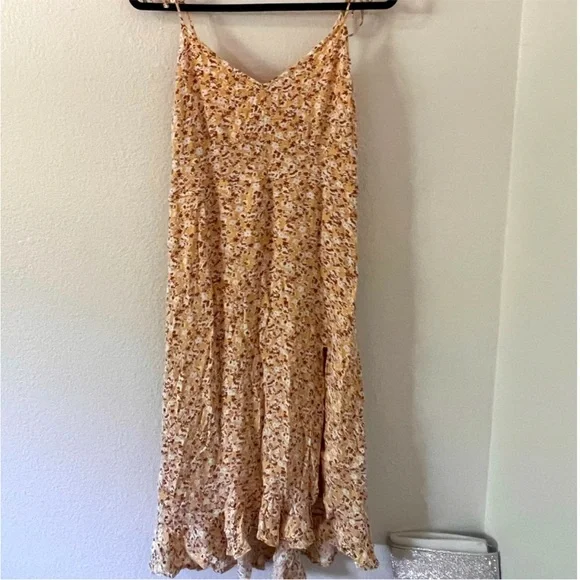 Abercrombie and Fitch Floral High Split Midi Dress
Sz Large - Picture 7 of 7